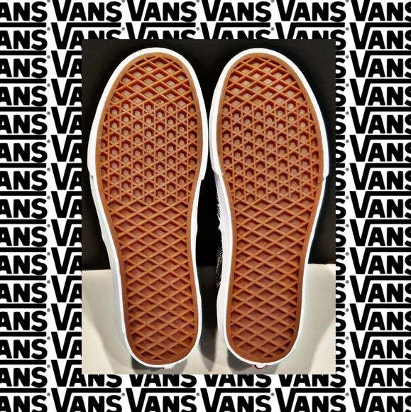 🆕️ NEW Vans MoMA X Era 'Edvard Munch's The Scream' Limited Edition - Picture 3 of 16